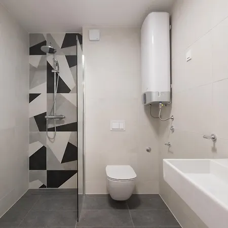 Superior Seaview Apt. With Pool * Umago